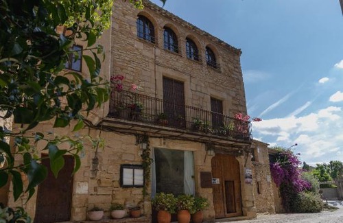 Peratallada House | Hostal La Riera de Peratallada