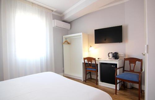 Candeleda House | Hostal Los Castañuelos