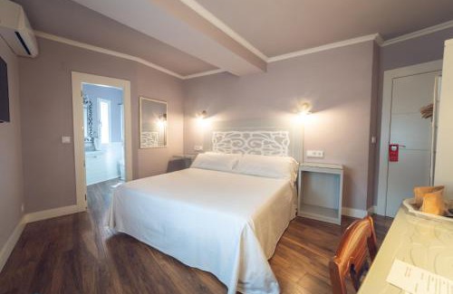 Candeleda House | Hostal Los Castañuelos