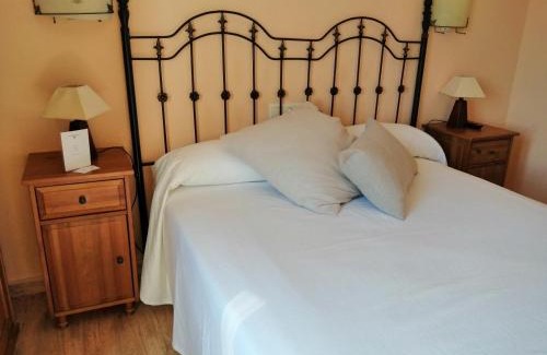 Pilas House | Hostal PILAS ALCARAYÓN