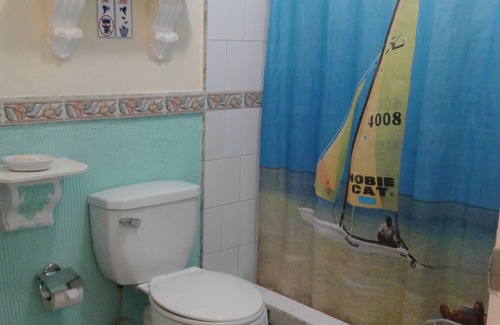 Moron Hostel | Hostal Pino y Agnia