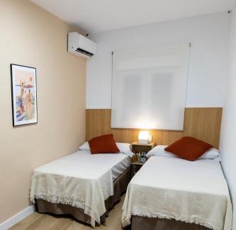 Punta Umbria House | Hostal Royal Bliss