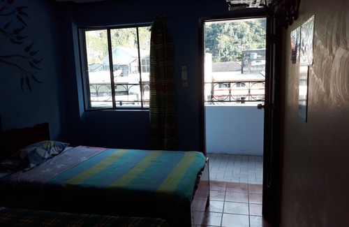 Banos de Agua Santa Hotel | Hostal Transilvania