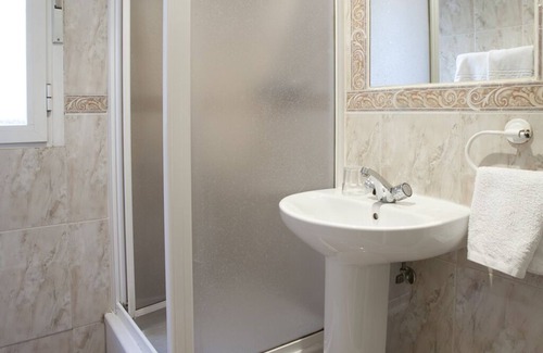Embajadores House | Hostal Zabala