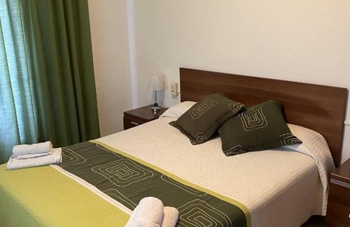 Susqueda House | Hostatgeria i Restaurant Coll de Condreu