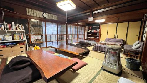 Hida Takayama Onsen Hotel | Hostel Murasaki