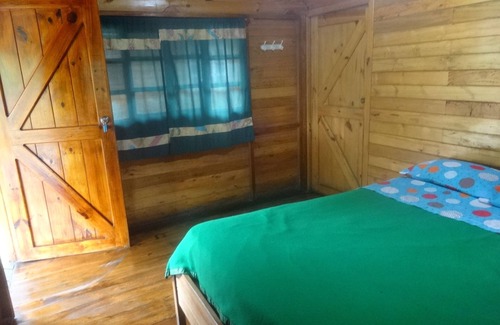 Mindo Hotel | Hosteria cabañas la Estancia Mindo