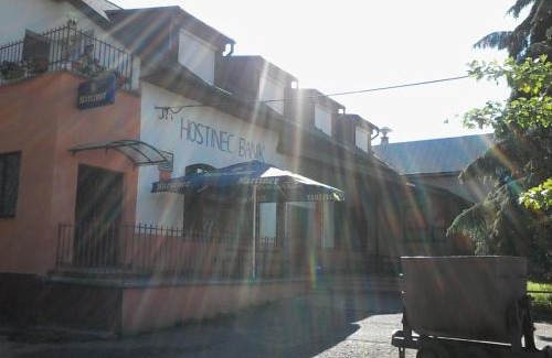 Dubrava Hotel | Hostinec Banik