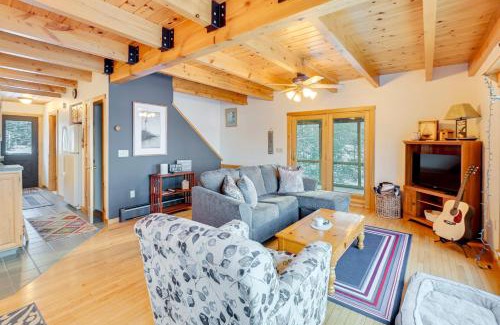 Saint Albans House | Hot Tub and Boat Dock Waterfront Maine Retreat!