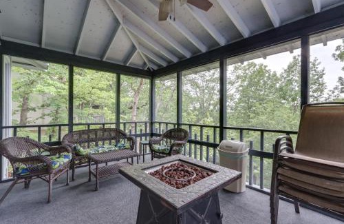 Osage Beach House | Hot Tub and Fire Pit Margaritaville Resort Home!