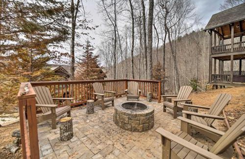 Franklin House | Hot Tub and Mtn Views! All-Season Escape in Franklin