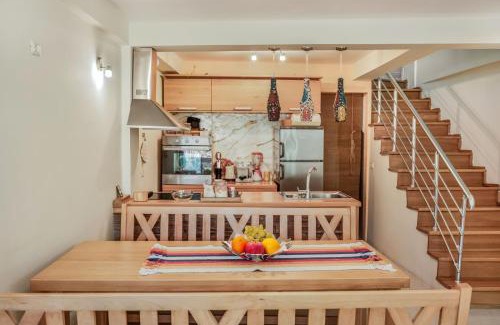 Varosh Apartment | Hot Tub, Lake View, Old Town, Balcony, Parking APT