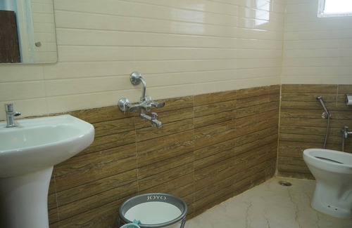 Guwahati Hotel | Hotel Aaradhya