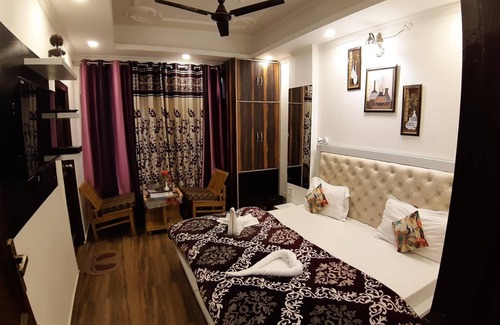 Bajoral Khurd Hotel | Hotel Aavas