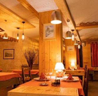 Les Deux Alpes Hotel | Hotel Adret