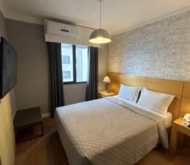 Vila Congonhas Hotel | Hotel Aeroporto Congonhas com cozinha e sacada 1108 S