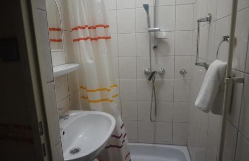 Ajka Hotel | Hotel Ajka Üzletház Panzió Ajka