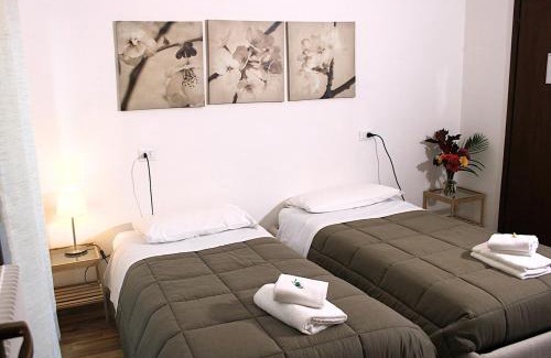 Mandello del Lario Hotel | Hotel Al Verde