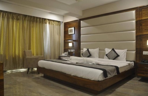 Bhilai Hotel | Hotel Amit Park International