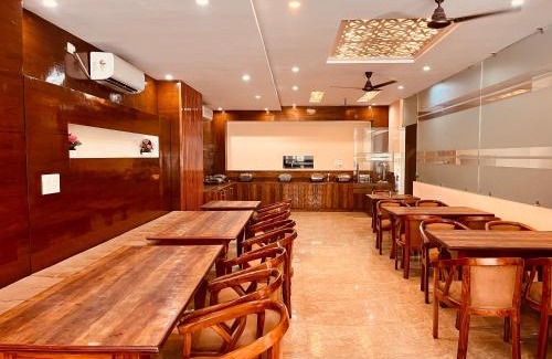 Amritsar Hotel | Hotel Amritsar View with Swimming Pool - Best Selling Hotel in Amritsar near Golden Temple