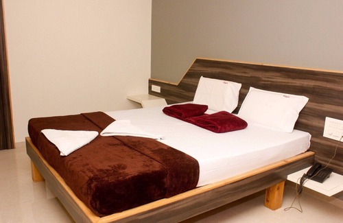 Kolhapur Hotel | Hotel Anugraha Deluxe