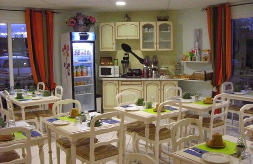 Chinon Hotel | Hotel Au Sans Souci
