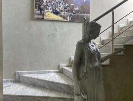 Mbrostar-Urë Hotel | Hotel Aulona