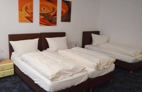 Friedrichsfeld Hotel | Hotel B8 Voerde