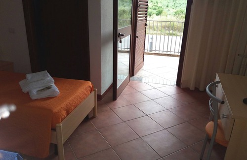 Bulzi Hotel | Hotel Bena e Traes