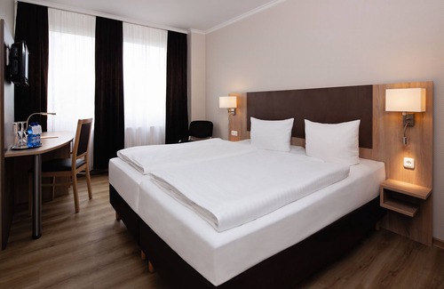 Tempelhof Hotel | Hotel Berliner Bär