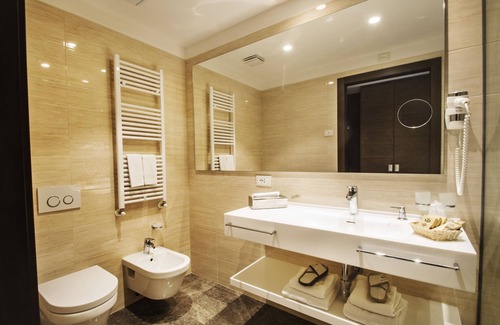 Garda Hotel | Hotel Bisesti