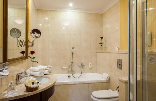 Osiedle Centrum Hotel | Hotel Branicki