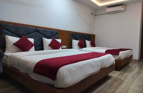 Vallabhnagar Hotel | Hotel Brij Palace And Restaurant