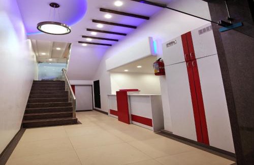 Girgaon Hotel | Hotel Briteway
