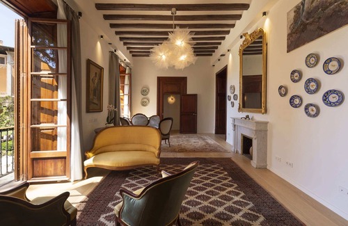 Old Town Hotel | Hotel Can Cirera