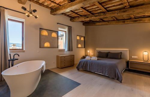 Old Town Hotel | Hotel Can Cirera