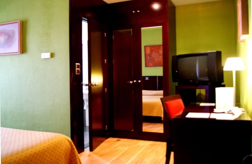Central District Hotel | Hotel Carlos V