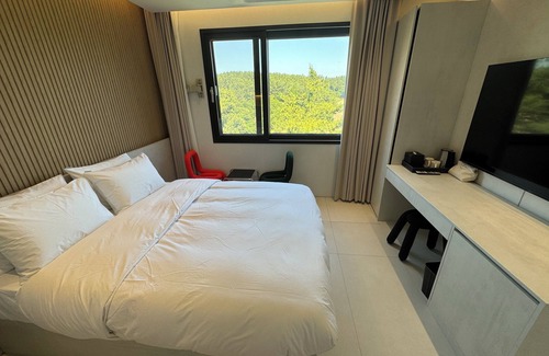 Kwisil Hotel | HOTEL CASHMIR