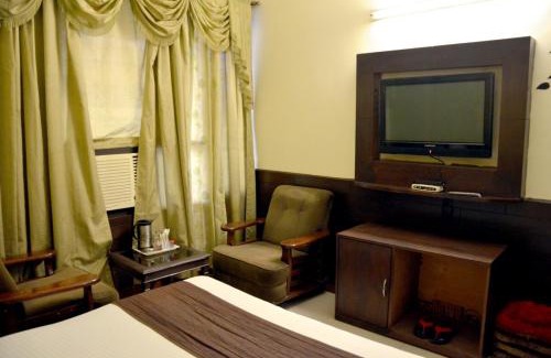 Sector 22 Hotel | Hotel City Paradise