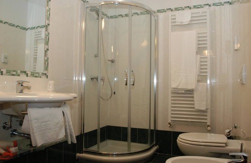 Montecchio Emilia Hotel | Hotel Conte Verde