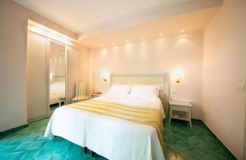 Ischia Porto Hotel | Hotel Continental Ischia