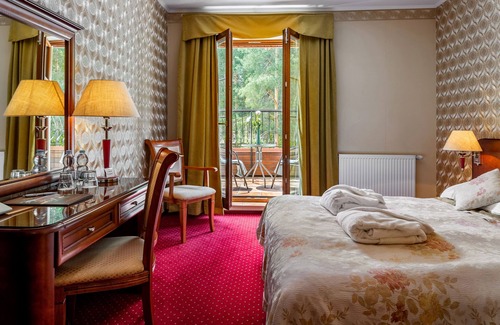 Ksiezyno Hotel | Hotel Dworek Tryumf Dąbrowscy Spółka Jawna