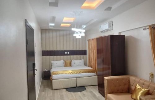 Edunabon Hotel | HOTEL D RITZ