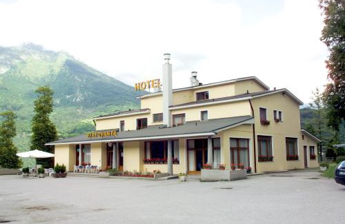 Ponte nelle Alpi Hotel | Hotel Dante
