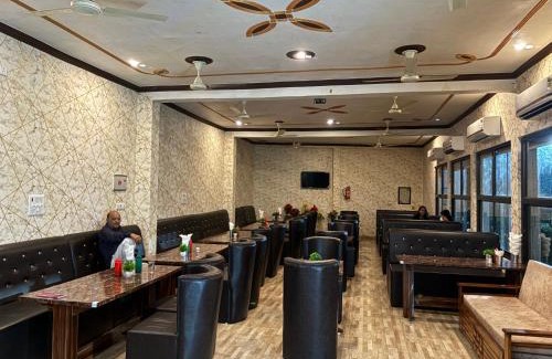 Varanasi Hotel | Hotel Dawat