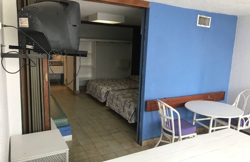 Magallanes Hotel | Hotel Delfines Acapulco by NG Hoteles