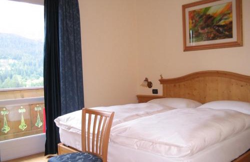 Comelico Superiore Hotel | HOTEL DOLOMITI di De Martin D Oscar