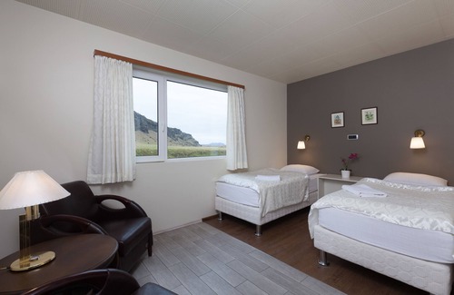 Eyvindarholar Hotel | Hotel Drangshlid