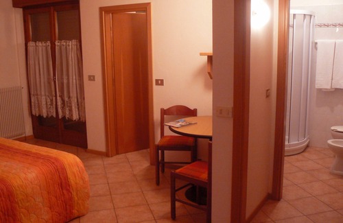 Ronzone Hotel | Hotel e Appartamenti Al Larice