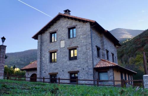 Posada de Valdeon Hotel | Hotel Eigón